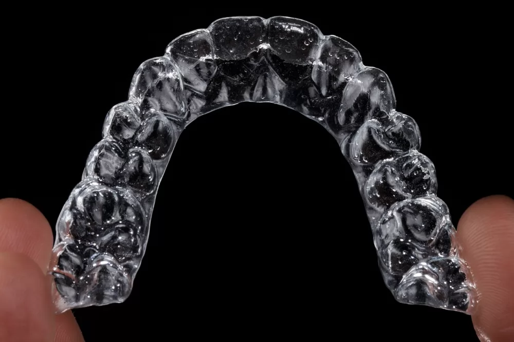 Invisalign skena